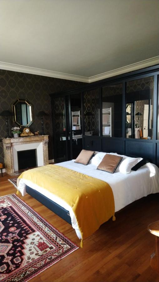 Bed and Breakfast Manoir De Conjon Crouay Esterno foto