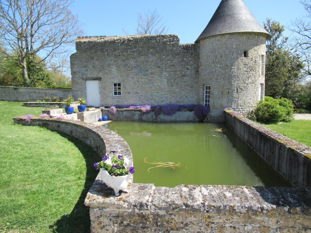 Bed and Breakfast Manoir De Conjon Crouay Esterno foto